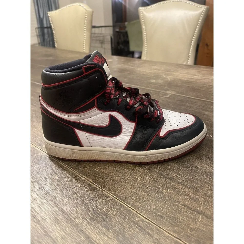 Jordan 1 Retro High OG Bloodline‎ Size 8 1/2 Basketball High Top